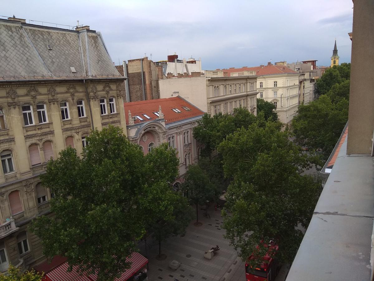 Broadway Center Rooftop View Apartment Budapest Luaran gambar